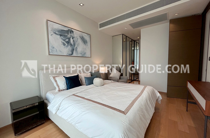 Condominium in Ploenchit 